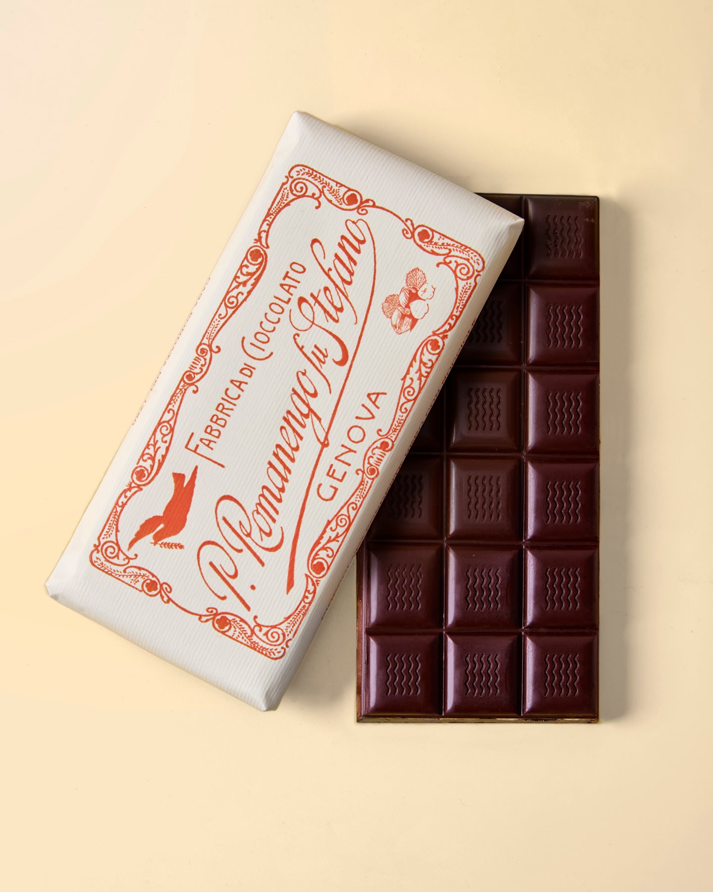 Tavoletta di Cioccolato Fondente con Nocciole