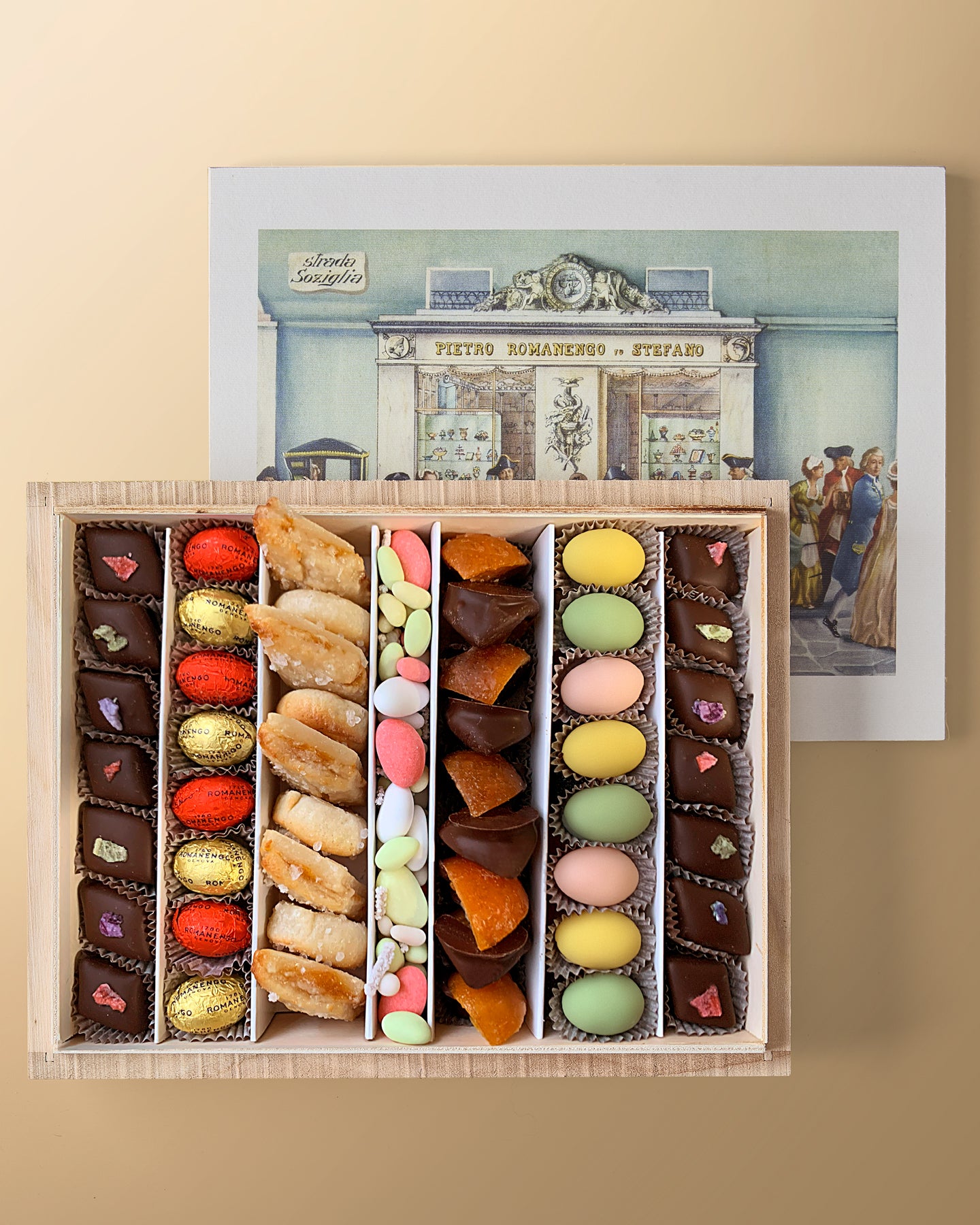 The 5 Botteghe Wooden Box with Easter Assortment