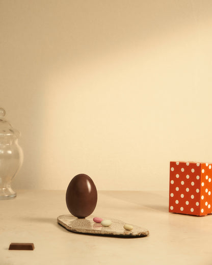 Uova di Cioccolato Fondente 64% Ripiene di Dolci
